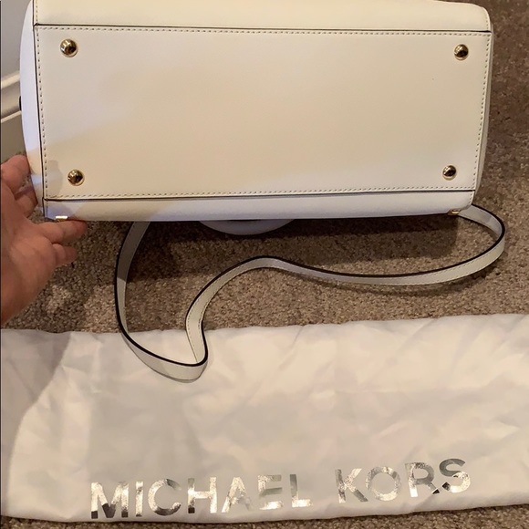 Michael Kors purse - Picture 6 of 6